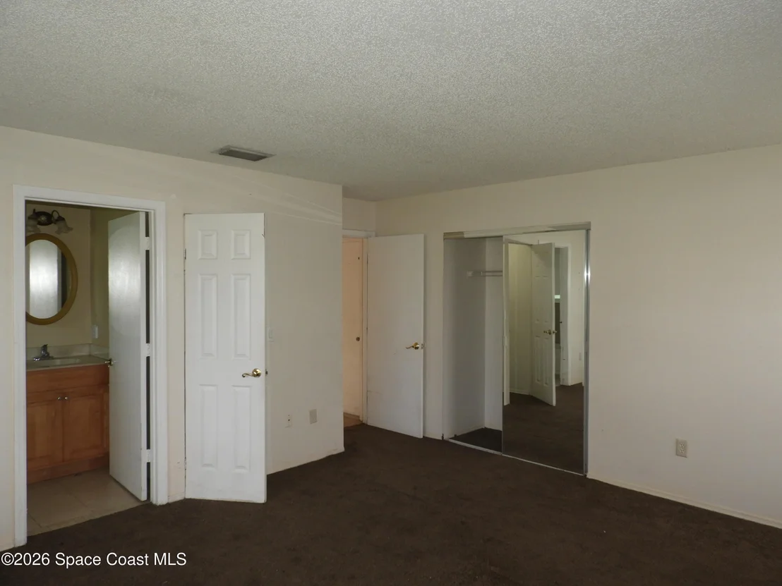 Photo of 891 Parsons Circle SE