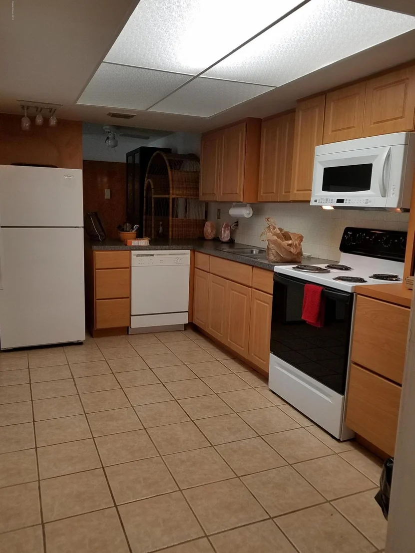 Photo of Unit 6 at 8520 Highway 1 B-6