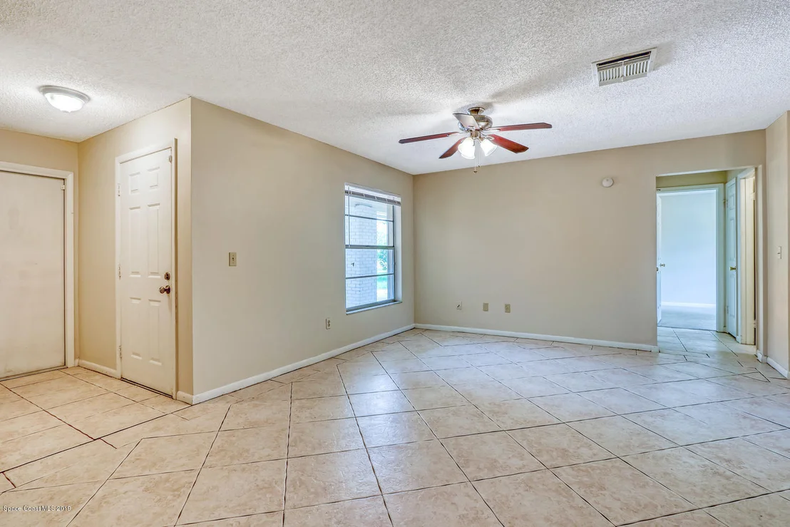Photo of 3214 Jupiter Boulevard SE