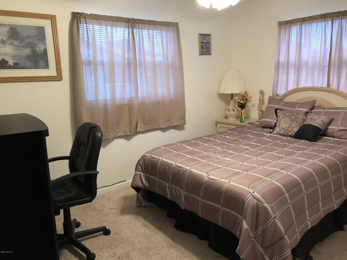Photo of 976 Cardon Drive