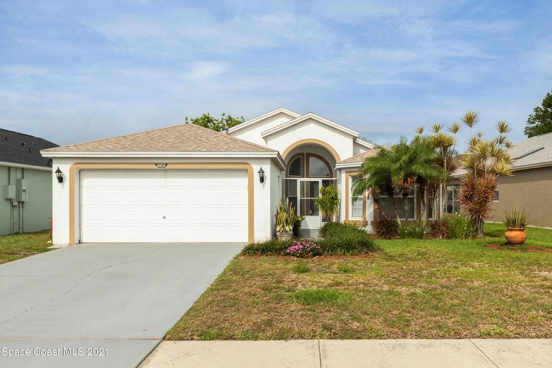 Photo of 8055 Bracken Lane