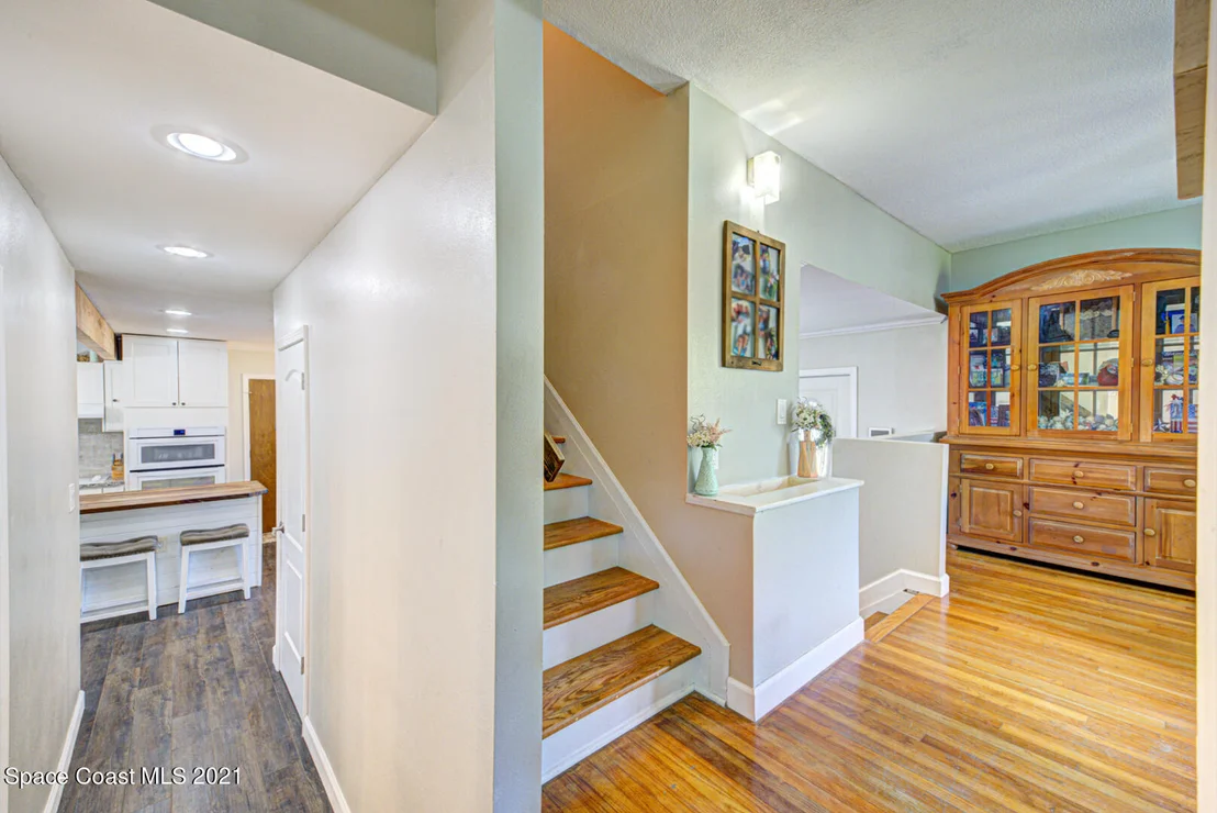 Photo of 200 Saldon Lane