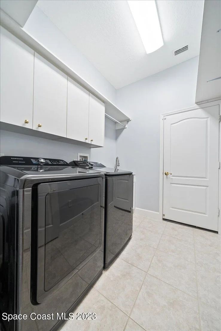 Photo of 6952 Keplar Drive