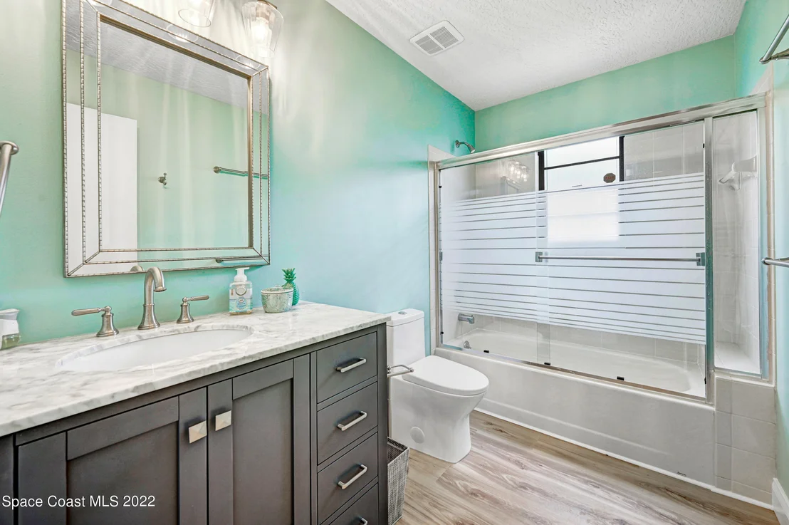Photo of 820 Ridge Lake Drive