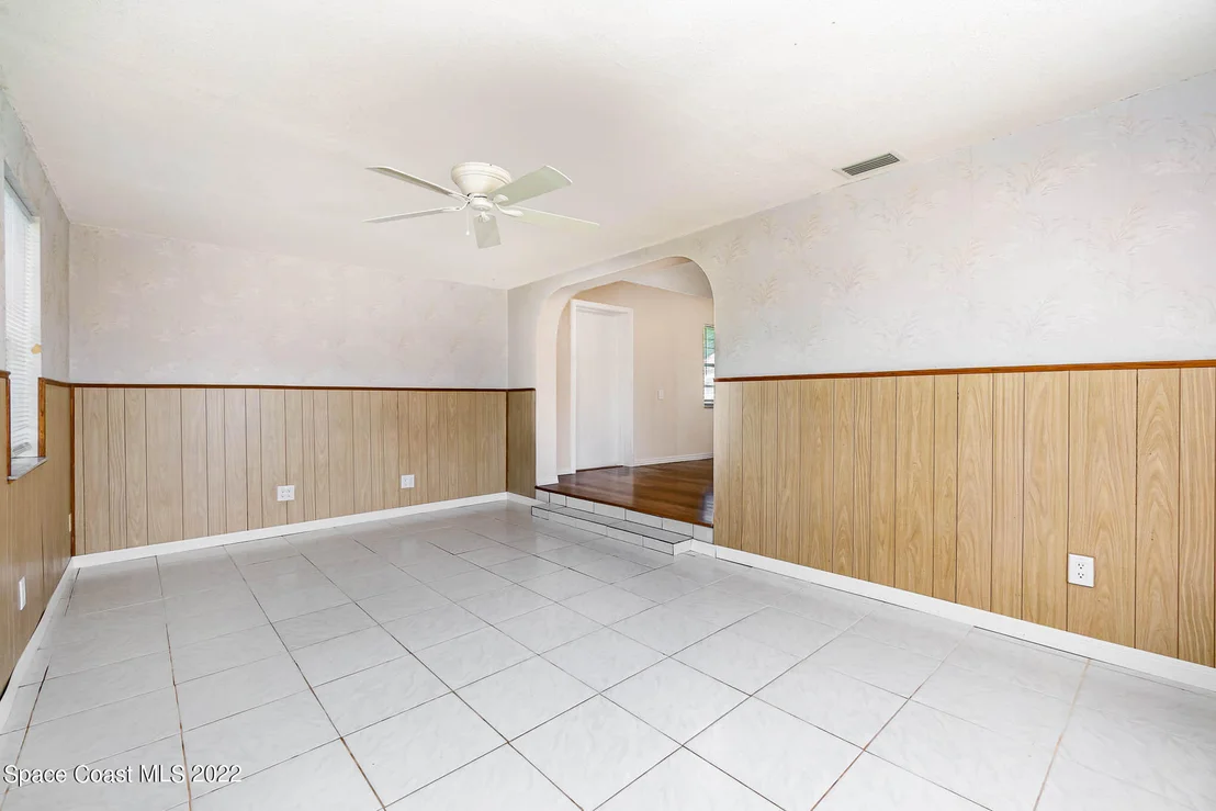 Photo of 1038 La Paloma Drive