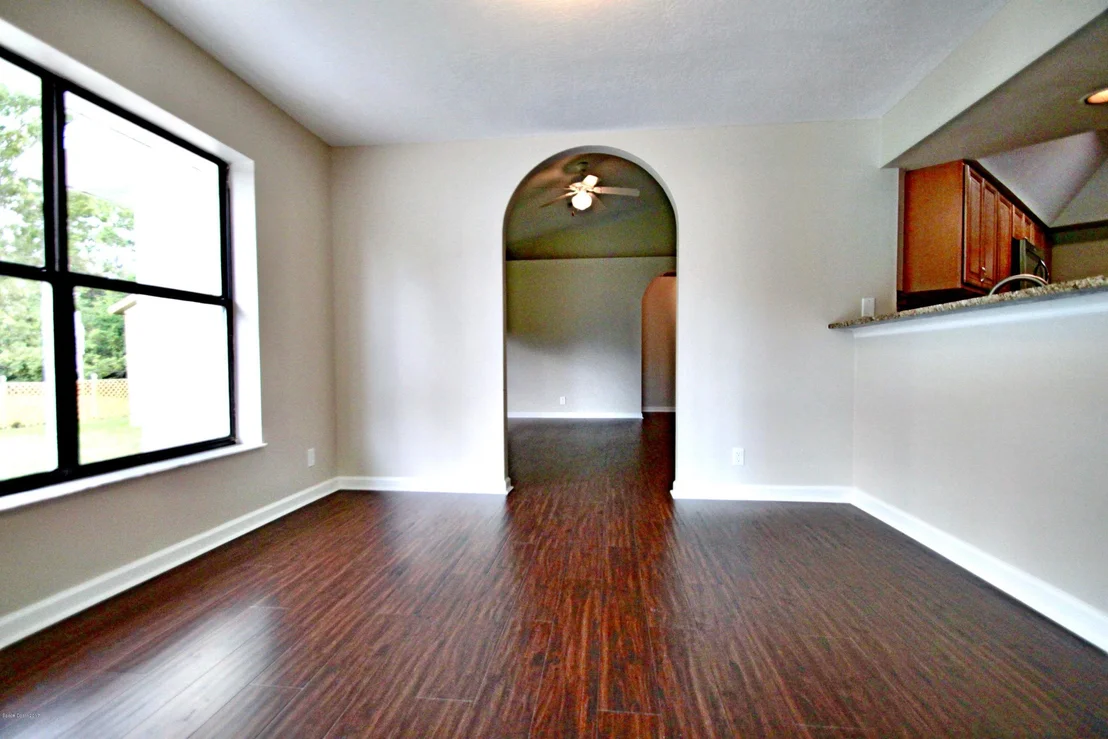 Photo of 422 Joy Haven Drive