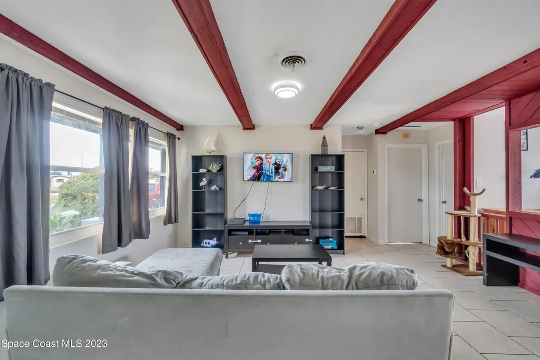 Photo of 1426 Arnold Drive