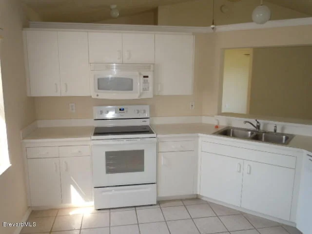 Photo of 6986 Hammock Lakes Drive