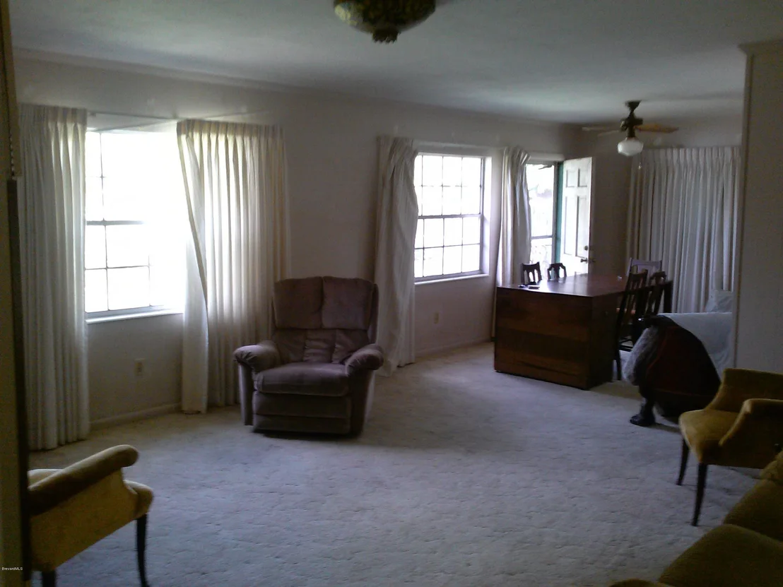 Photo of 2536 Cocoanut Drive