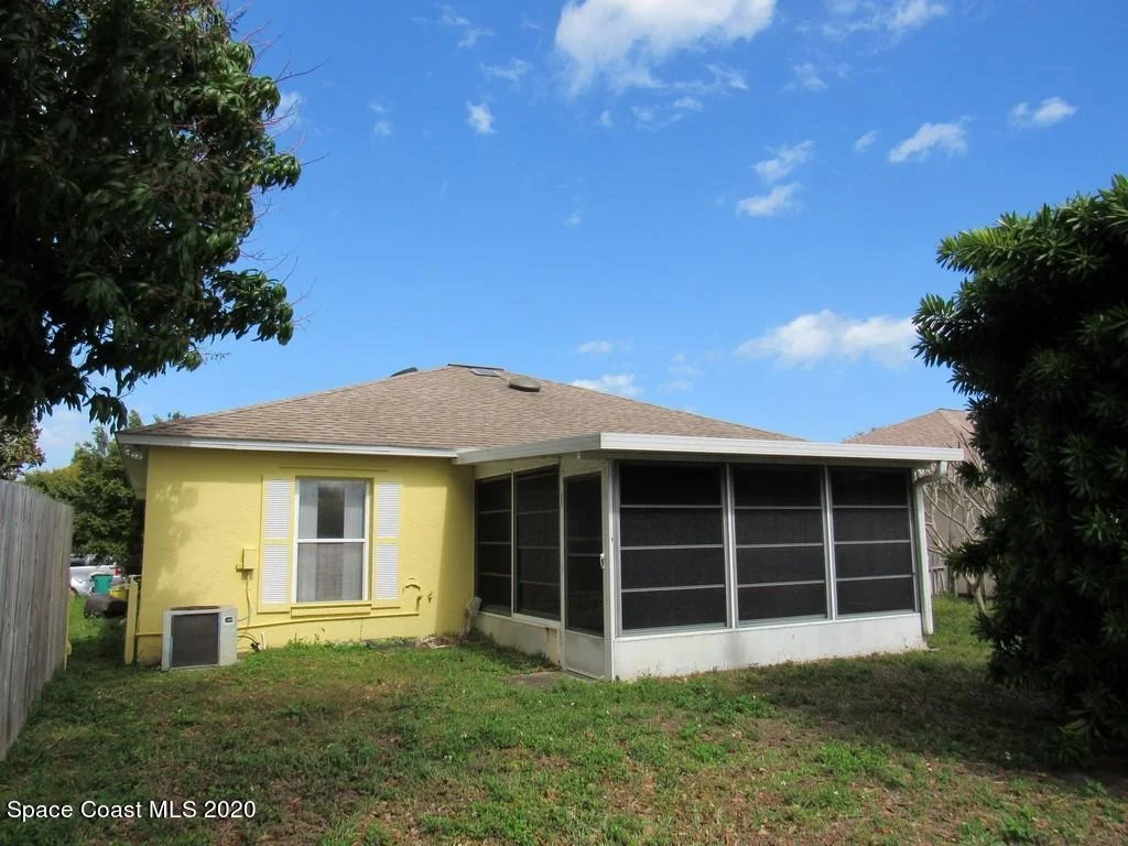 Photo of 942 Bimini Avenue