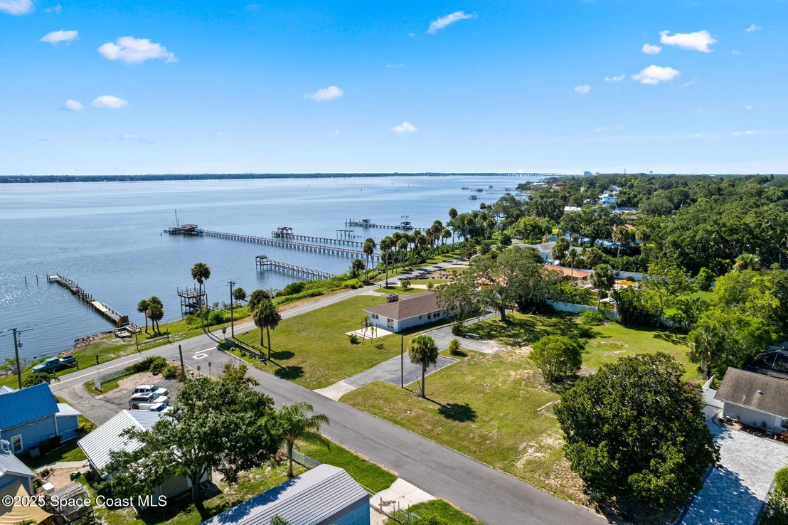 Photo of 3109 Indian River Drive