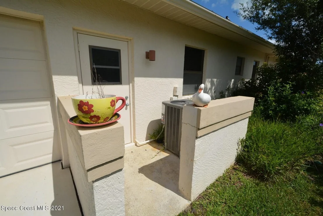 Photo of 1377 Silver Lake Drive