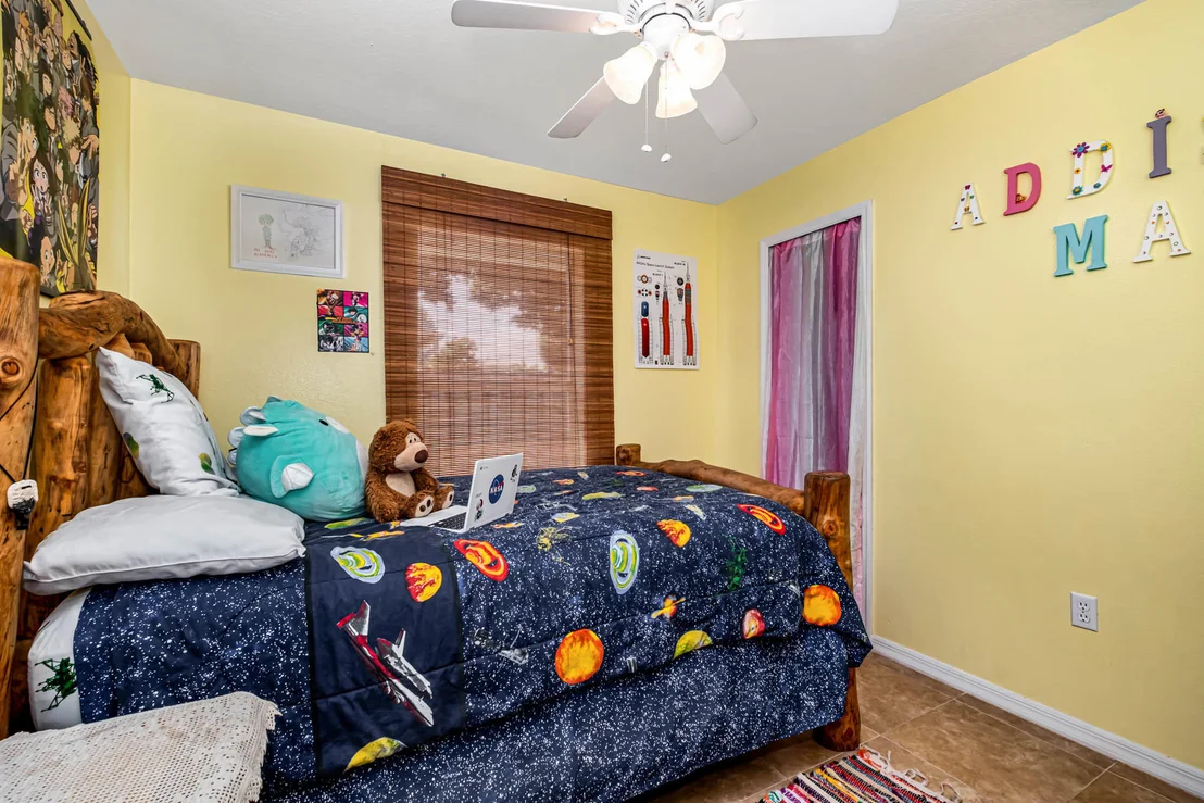 Photo of 890 Spirea Drive