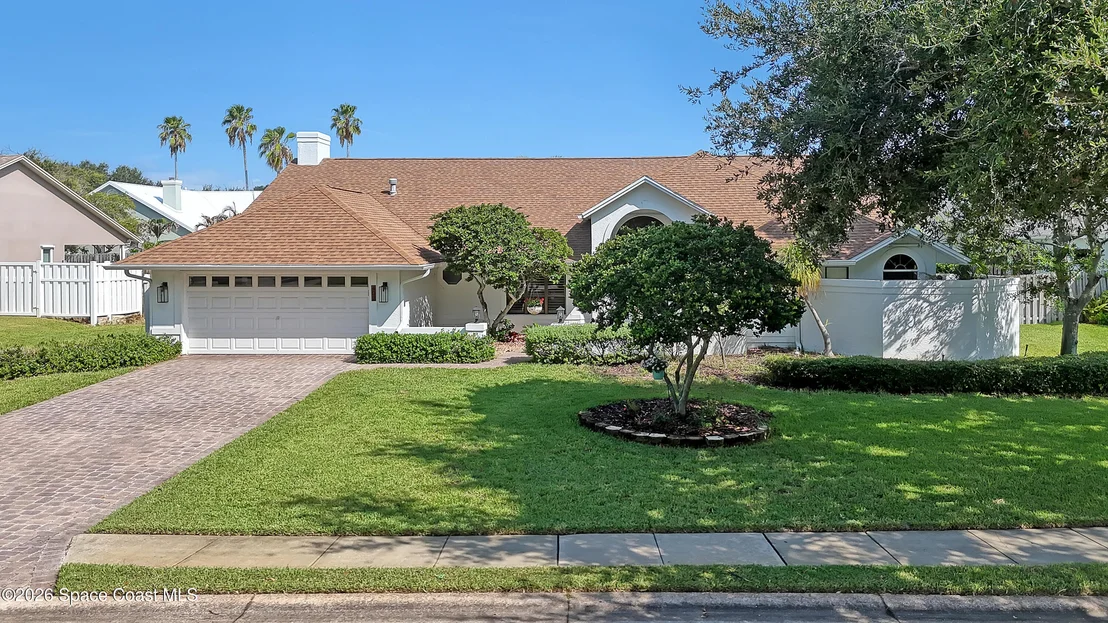 Photo of 402 Peregrine Drive