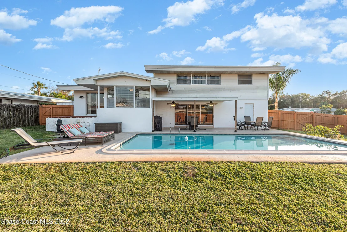 Photo of 384 Chester Drive