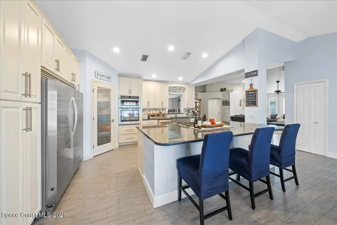 Photo of 1035 Jacaranda Circle