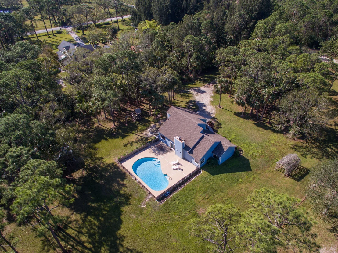Photo of 2055 Eva Lane