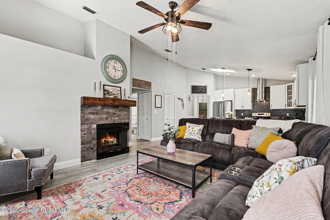 Photo of 175 Memory Lane NE