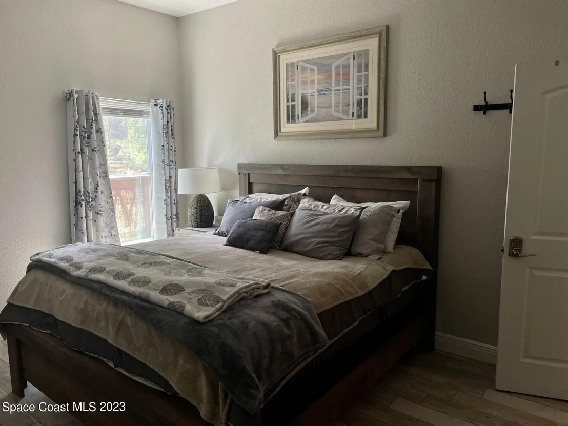 Photo of 346 Palm Avenue