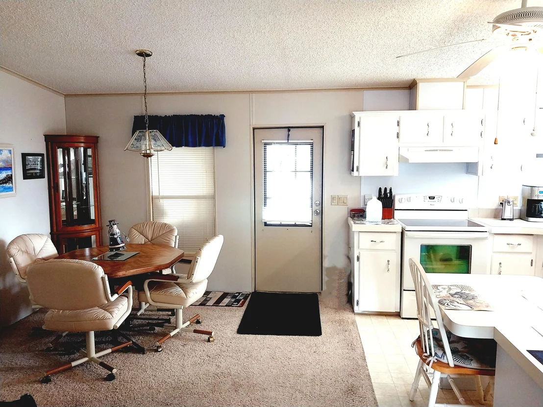 Photo of 7672 Chasta Road