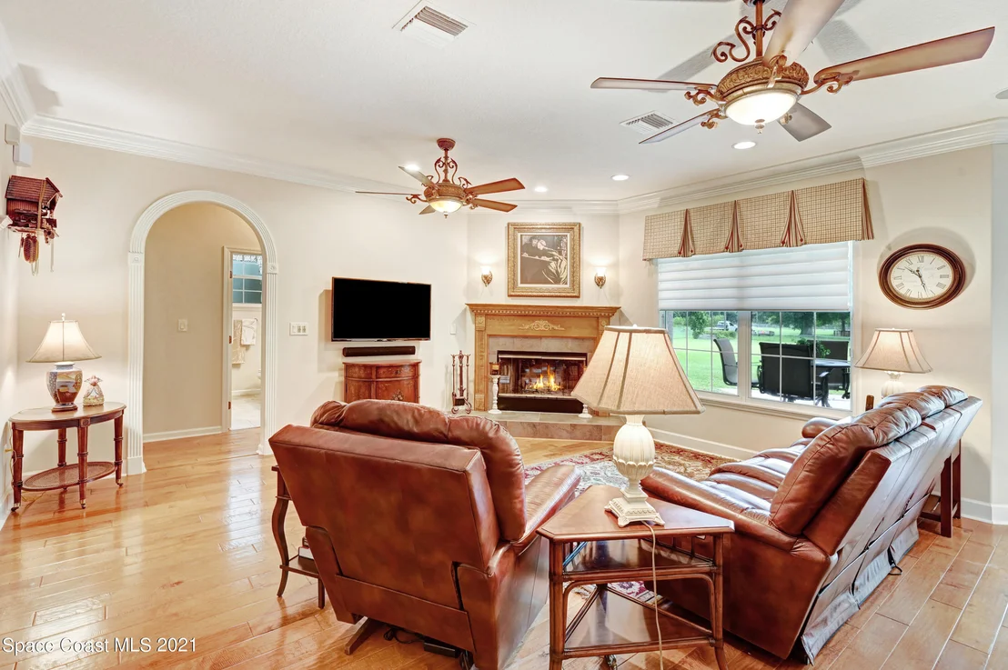 Photo of 3848 Sterling Street