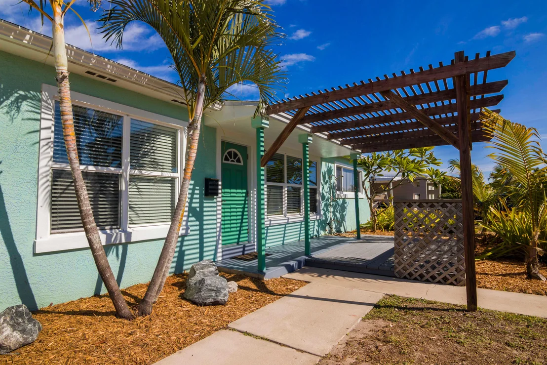 Photo of 141 SE 3rd Street