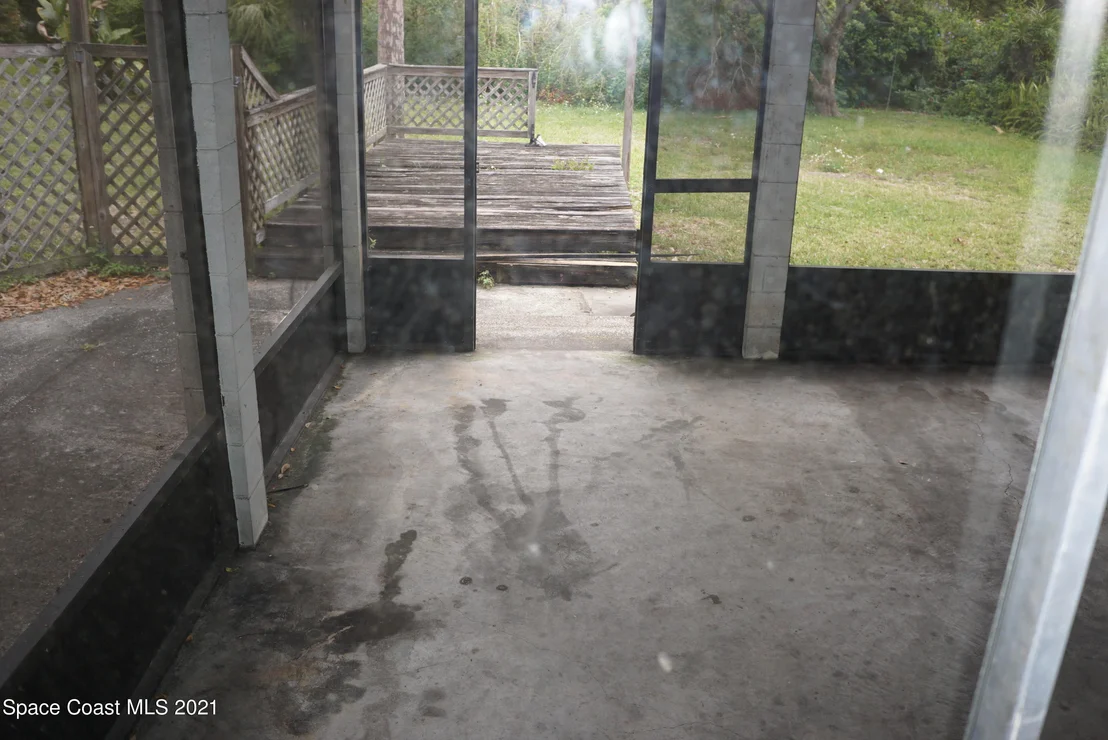 Photo of 1052 Bernice Road