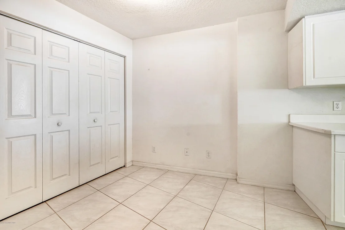 Photo of Unit 304 at 102 Riverside Drive