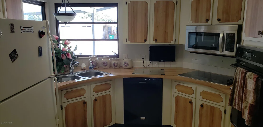Photo of 4001 Gail Boulevard