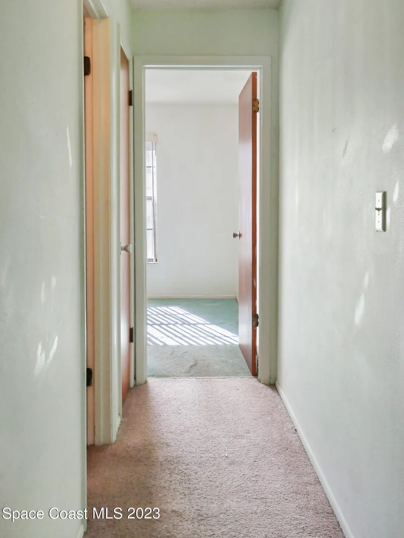Photo of 2858 Pembroke Road