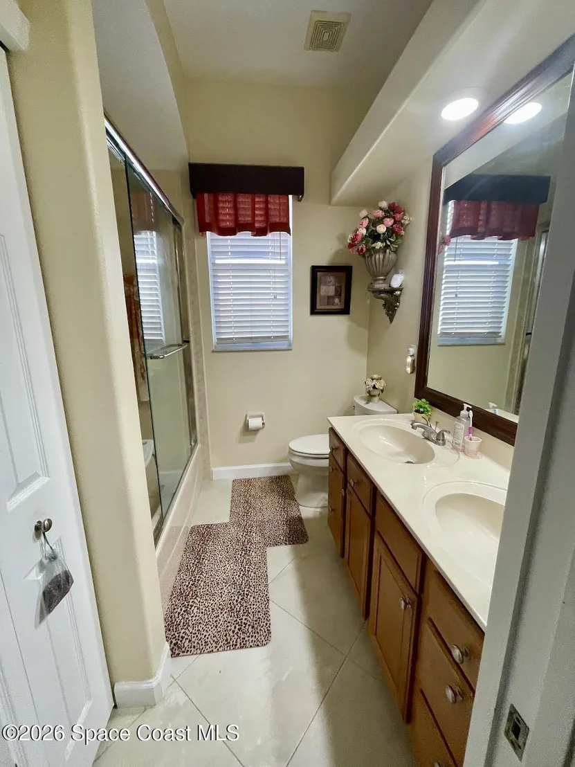 Photo of 336 Southampton Drive