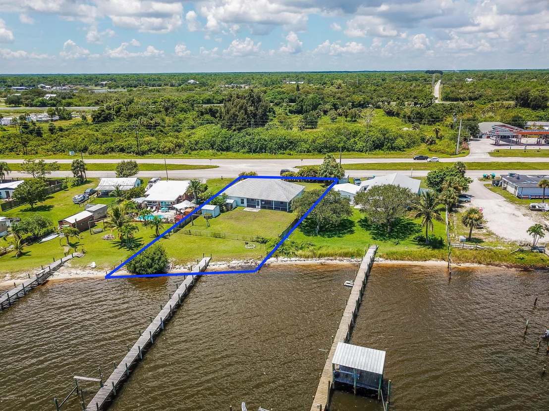 Photo of 6117 Highway 1