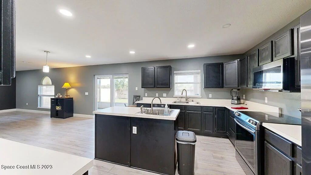 Photo of 2135 Canopy Drive