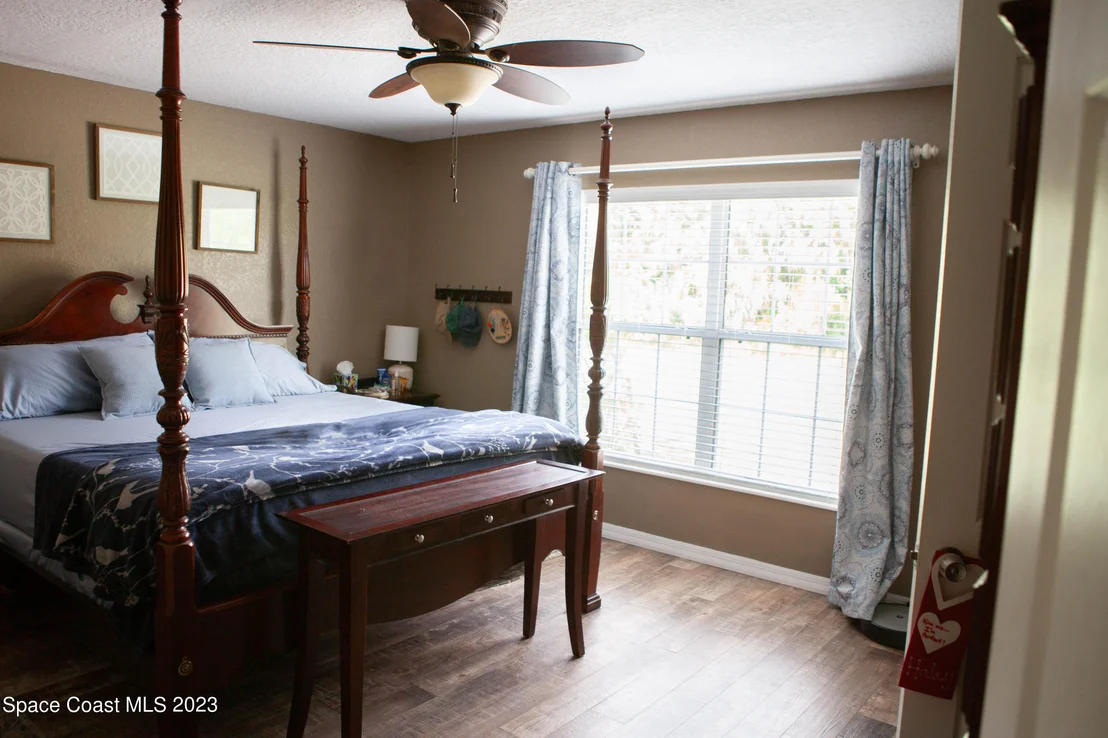 Photo of 2865 Lionel Road