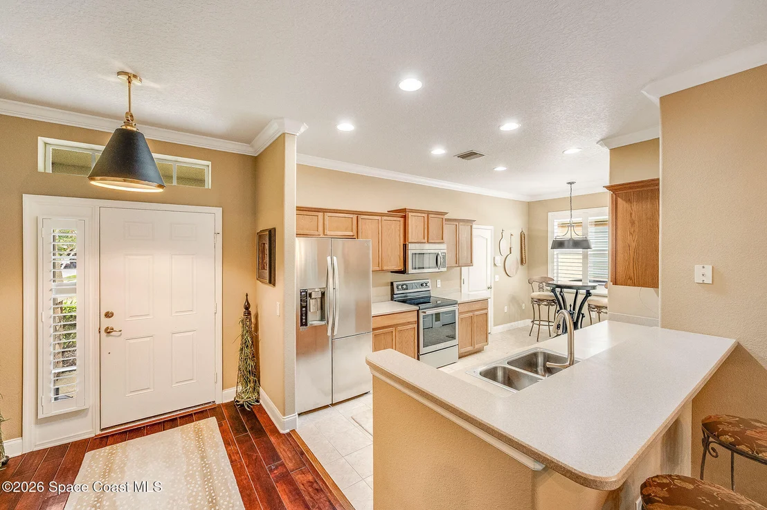 Photo of 522 Waterside Circle