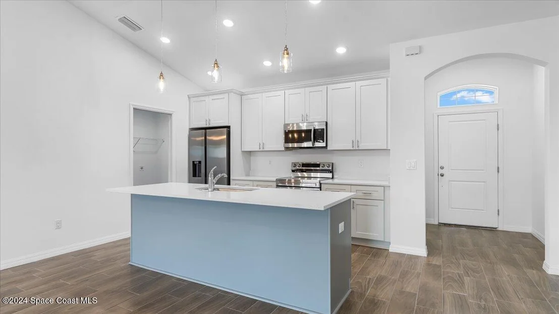 Photo of 1801 Fallon Boulevard NE