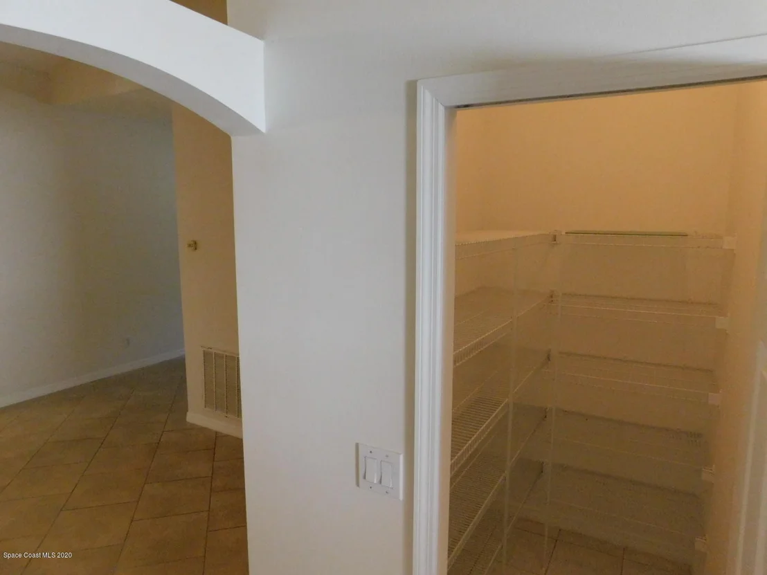 Photo of 485 Benton Drive