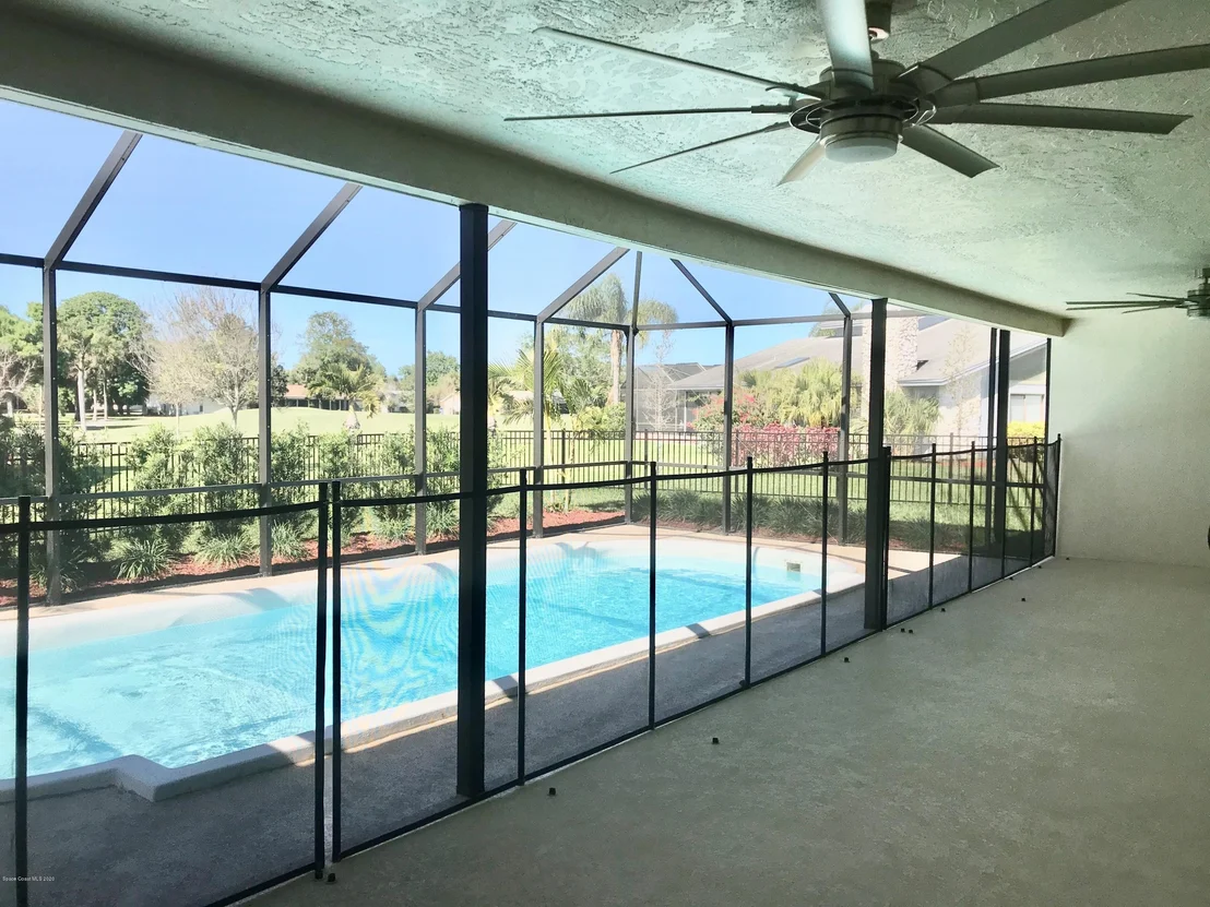 Photo of 980 Long Meadow Lane