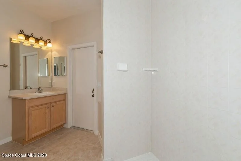 Photo of 812 Del Mar Circle