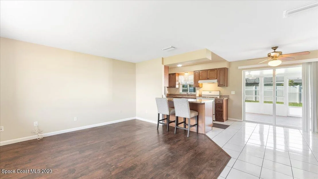 Photo of 940 Cristobal Drive