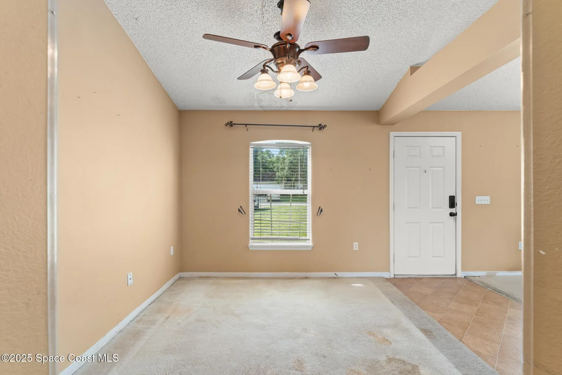 Photo of 6200 Edison Street