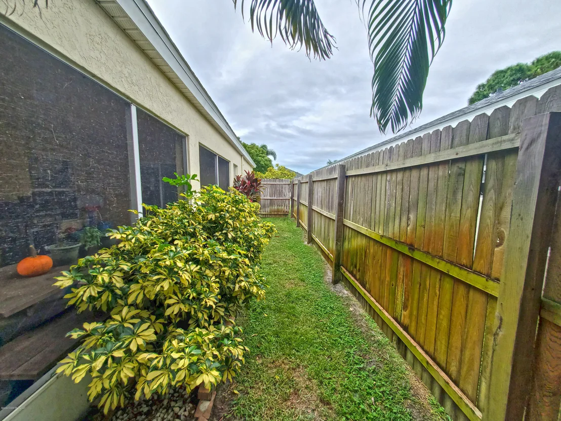 Photo of 4960 Hidden Creek Road