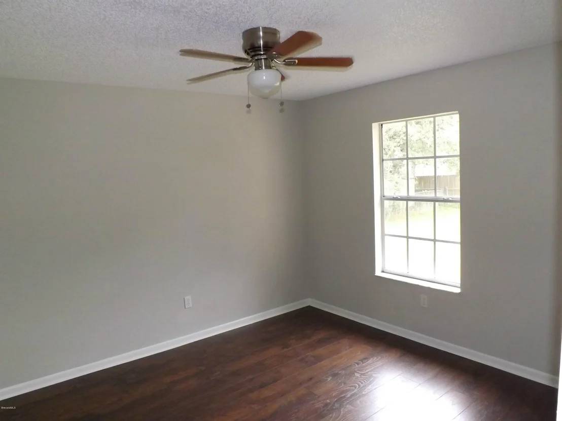 Photo of 6250 Janina Road