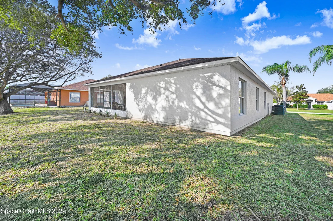 Photo of 829 Saint Michel Drive