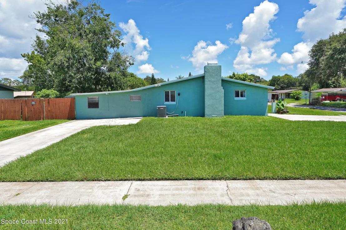 Photo of 2534 Stratford Drive
