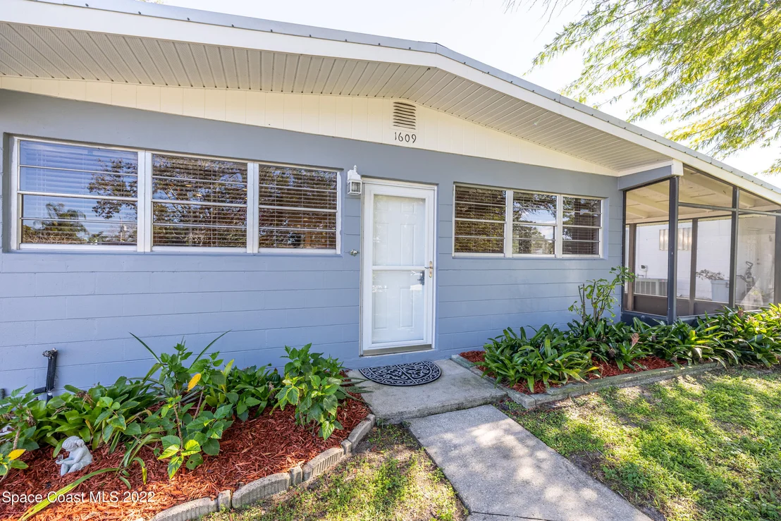 Photo of 1609 Hedrick Drive