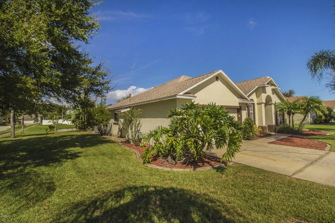 Photo of 1041 Pelican Lane