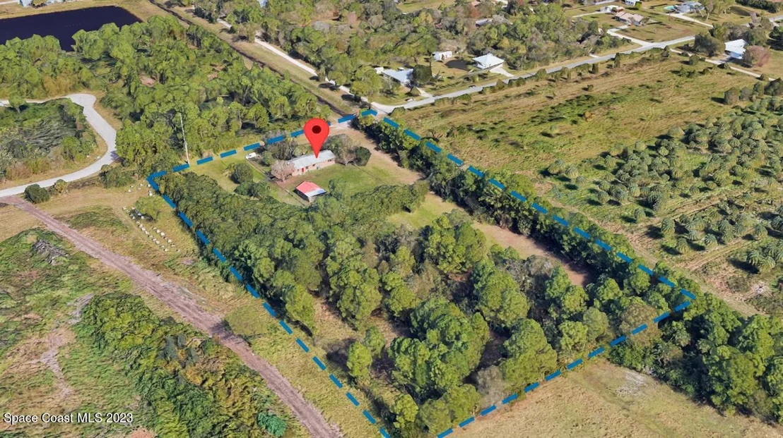 Photo of 385 Hall Road