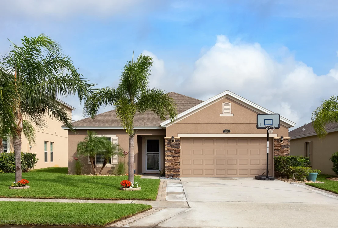 Photo of 1496 Litchfield Drive