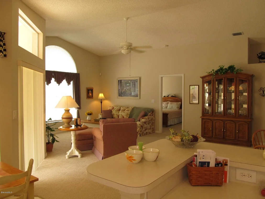 Photo of 2415 St Johns Lane
